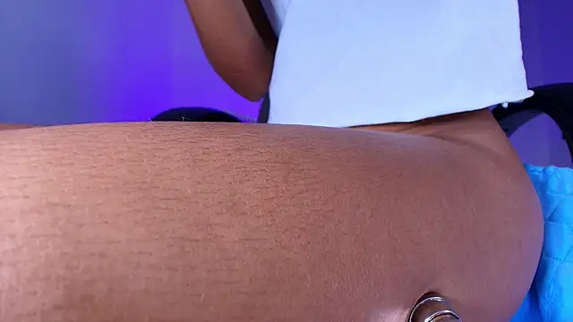 naomi kyse online show from 05/21/26, 03:04