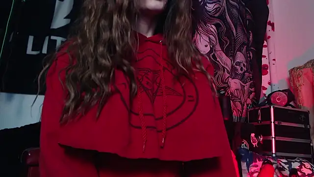 Snapshot of Silentmary chatting on 02/14/26, 01:55 Silentmary online show from 02/14/26, 01:55