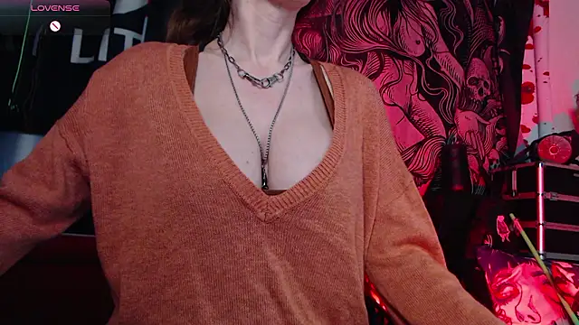 Snapshot of Silentmary chatting on 02/26/26, 01:38 Silentmary online show from 02/26/26, 01:38