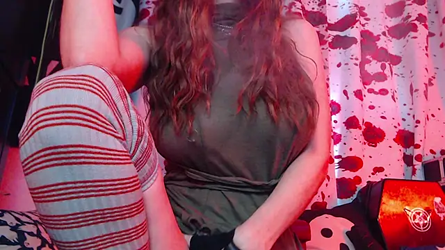 Snapshot of Silentmary chatting on 11/14/25, 01:59 Silentmary online show from 11/14/25, 01:59