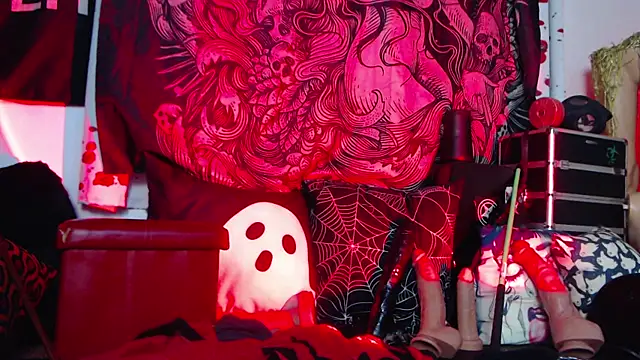 Silentmary online show from 04/12/26, 02:48