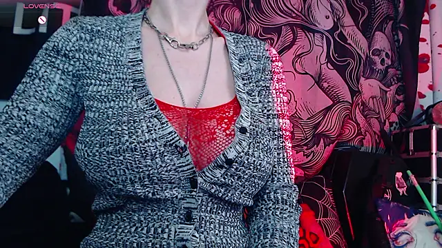 Snapshot of Silentmary chatting on 02/24/26, 02:18 Silentmary online show from 02/24/26, 02:18