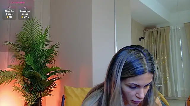 Avril Cyrus online show from 02/03/26, 07:13