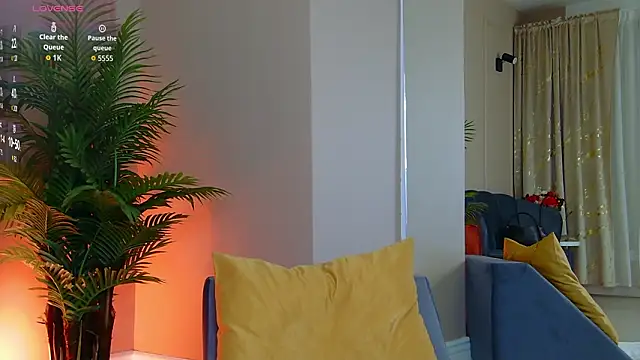 Avril Cyrus online show from 02/26/26, 08:03