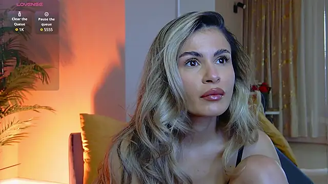 Avril Cyrus online show from 01/13/26, 08:07