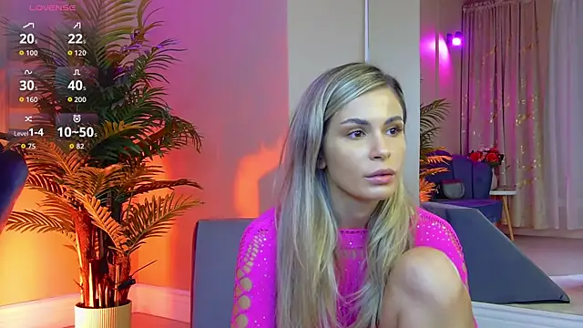 Avril Cyrus online show from 10/28/25, 07:07