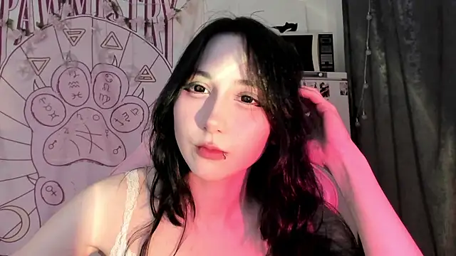 Holy420lolii online show from 02/06/26, 07:32