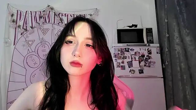 Holy420lolii online show from 02/05/26, 07:10