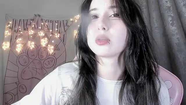 Snapshot of Holy420lolii chatting on 09/29/25, 02:55 Holy420lolii online show from 09/29/25, 02:55