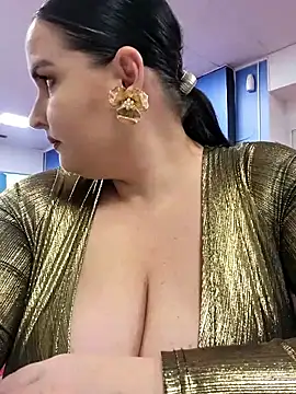 GeorgiaLerox online show from 10/13/25, 11:45