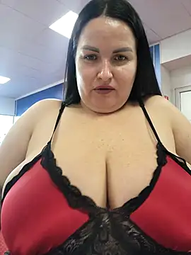 GeorgiaLerox online show from 10/19/25, 11:35