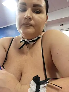 GeorgiaLerox online show from 10/17/25, 11:45