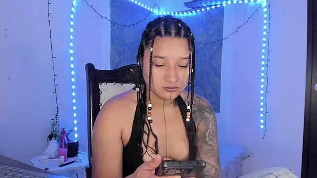 Eva Lee  online show from 03/22/26, 09:44