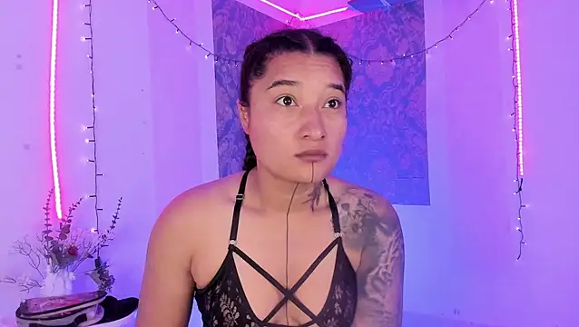 Eva Lee  online show from 06/21/26, 09:48