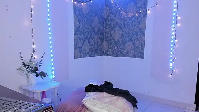 Eva Lee  online show from 03/29/26, 09:33