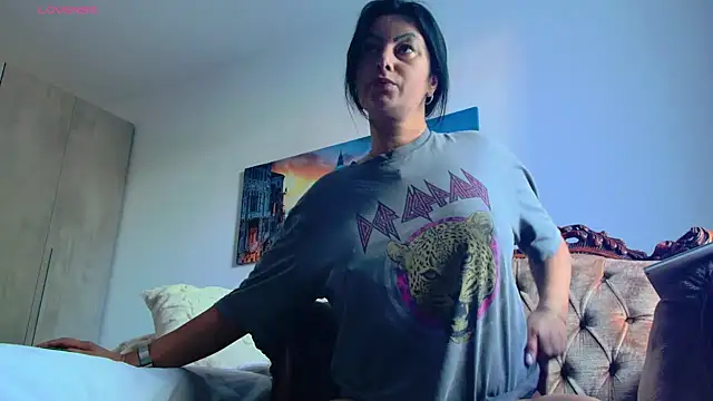 annawow69 online show from 05/02/26, 07:57