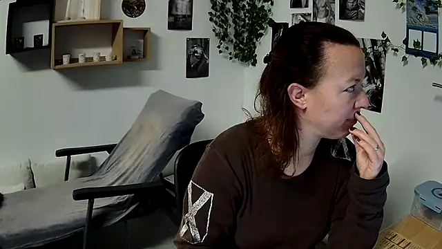 AnyaKreyxh online show from 01/20/25, 12:28