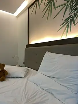 Meow Sophie online show from 03/15/25, 02:45