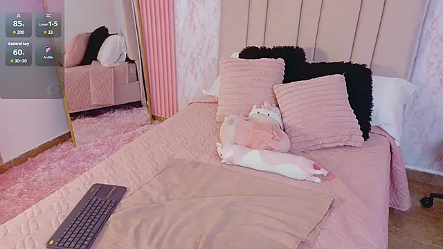 Hanaa rosse online show from 11/11/25, 01:28