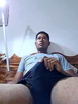 Snapshot of EduardoMoreno chatting on 11/23/25, 11:42 EduardoMoreno online show from 11/23/25, 11:42