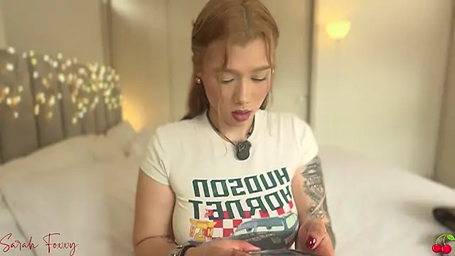 Foxxy222  online show from 02/25/26, 08:08