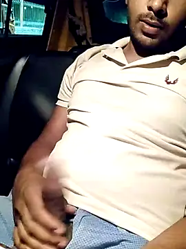 Snapshot of Slave4tranwoman chatting on 03/21/25, 07:13 Slave4tranwoman online show from 03/21/25, 07:13