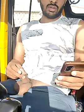 Snapshot of Slave4tranwoman chatting on 03/01/25, 03:21 Slave4tranwoman online show from 03/01/25, 03:21