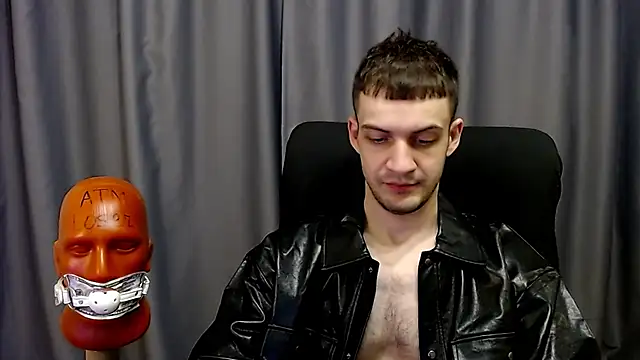  Damien thorn  online show from 10/16/25, 03:04