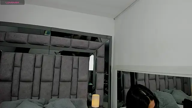 EMMAHILL1 online show from 02/24/26, 11:11