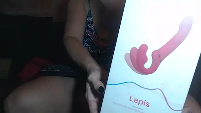 Snapshot of DevoraAmateur chatting on 02/27/25, 11:50 DevoraAmateur online show from 02/27/25, 11:50
