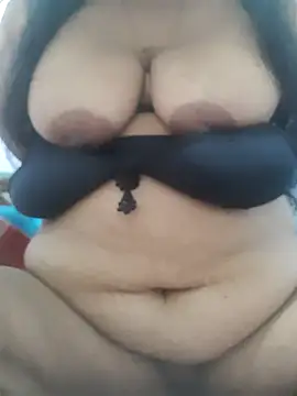 Snapshot of chubby_wife chatting on 06/23/26, 09:07 chubby wife online show from 06/23/26, 09:07