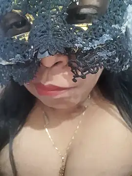Snapshot of chubby_wife chatting on 07/01/26, 02:56 chubby wife online show from 07/01/26, 02:56