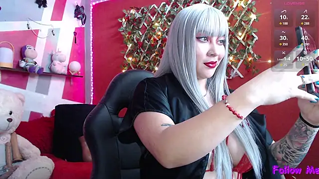 nathalie zanettii online show from 09/13/25, 08:53