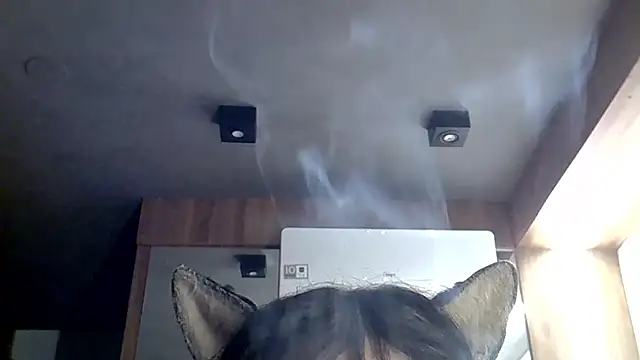 Snapshot of Skinny-Kitten chatting on 06/11/26, 12:32 Skinny-Kitten online show from 06/11/26, 12:32