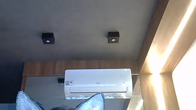 Snapshot of Skinny-Kitten chatting on 10/29/25, 07:57 Skinny-Kitten online show from 10/29/25, 07:57