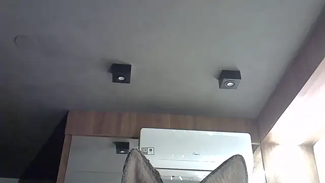 Snapshot of Skinny-Kitten chatting on 11/15/25, 05:33 Skinny-Kitten online show from 11/15/25, 05:33