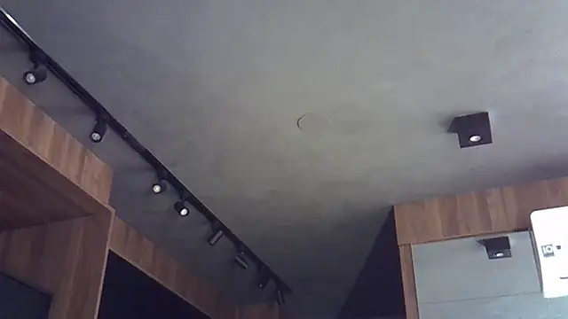 Snapshot of Skinny-Kitten chatting on 11/14/25, 02:37 Skinny-Kitten online show from 11/14/25, 02:37