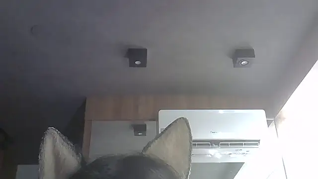 Snapshot of Skinny-Kitten chatting on 12/18/25, 08:52 Skinny-Kitten online show from 12/18/25, 08:52