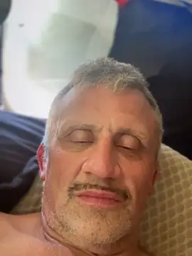 Snapshot of prekumstud chatting on 09/30/25, 06:47 prekumstud online show from 09/30/25, 06:47