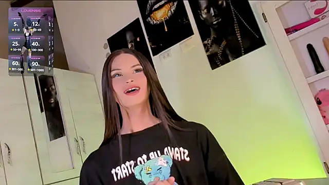 Snapshot of alexia_corleoni chatting on 04/08/26, 03:41 alexia corleoni online show from 04/08/26, 03:41