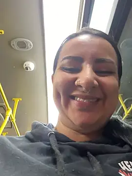 Abril Luv online show from 02/27/26, 12:33