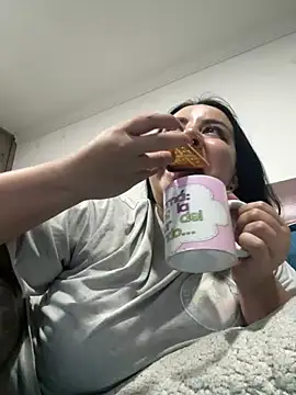 Abril Luv online show from 07/01/26, 01:06