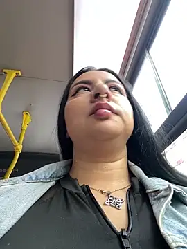 Abril Luv online show from 04/10/26, 12:12