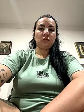 Abril Luv online show from 11/14/25, 01:42