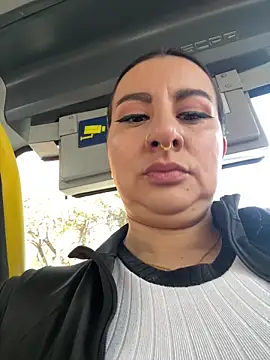 Abril Luv online show from 03/04/26, 12:13