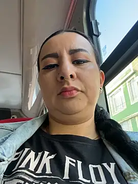 Abril Luv online show from 02/09/26, 12:14