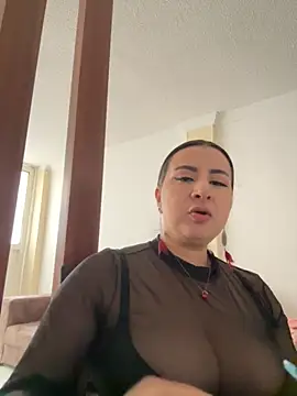 Abril Luv online show from 11/06/25, 12:53