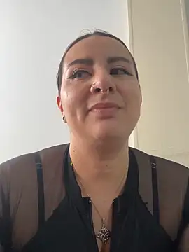 Abril Luv online show from 02/16/26, 01:10