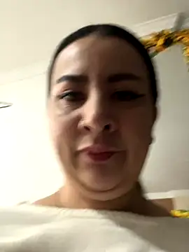 Abril Luv online show from 09/30/25, 01:06