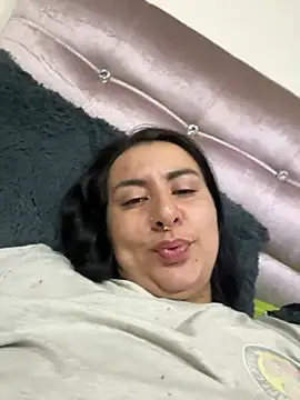 Abril Luv online show from 03/10/26, 01:09